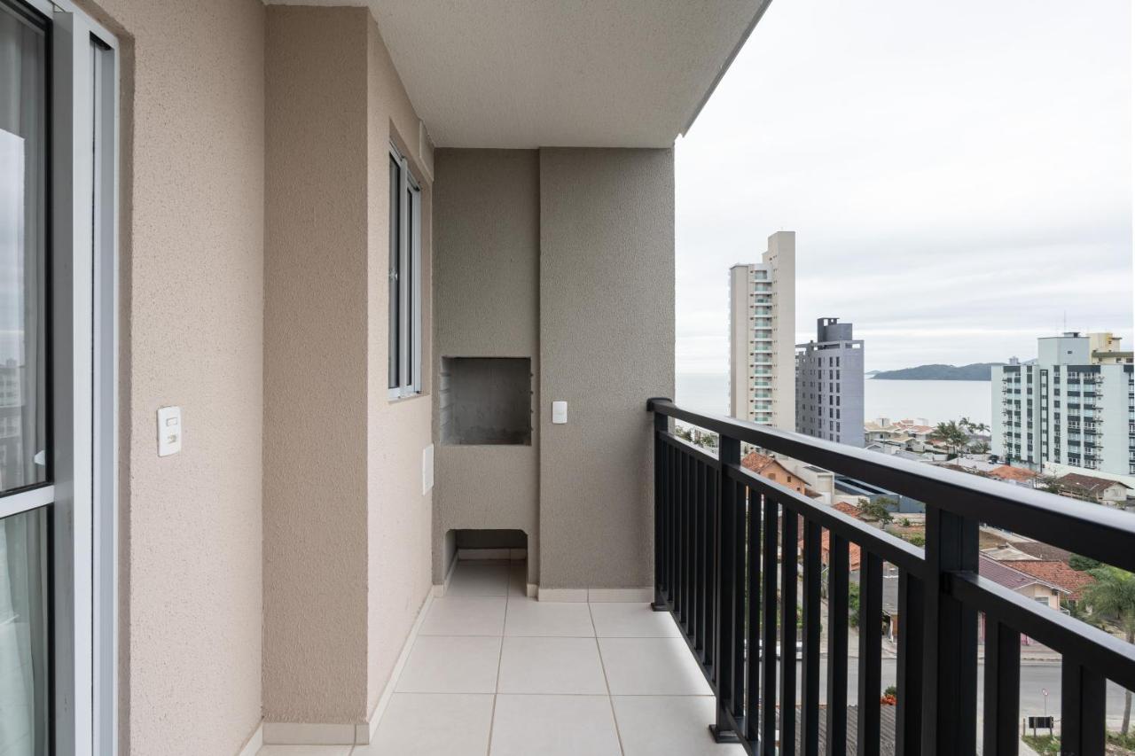 Apartamento Vista Mar: Condomínio com Piscina e Lazer Perto do Beto Carreiro Picarras Exterior photo