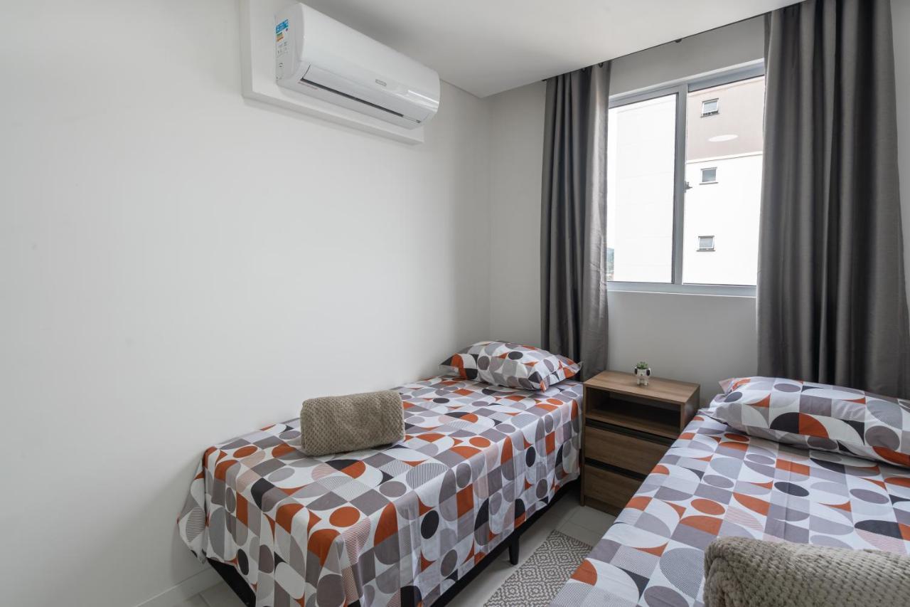 Apartamento Vista Mar: Condomínio com Piscina e Lazer Perto do Beto Carreiro Picarras Exterior photo